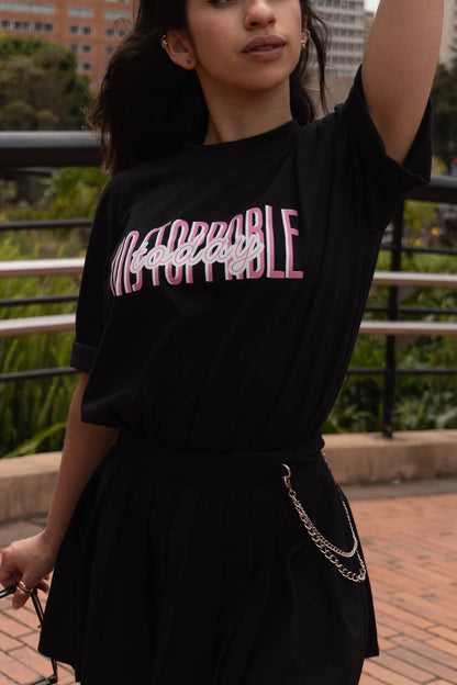 Camiseta Clásica Unstoppable