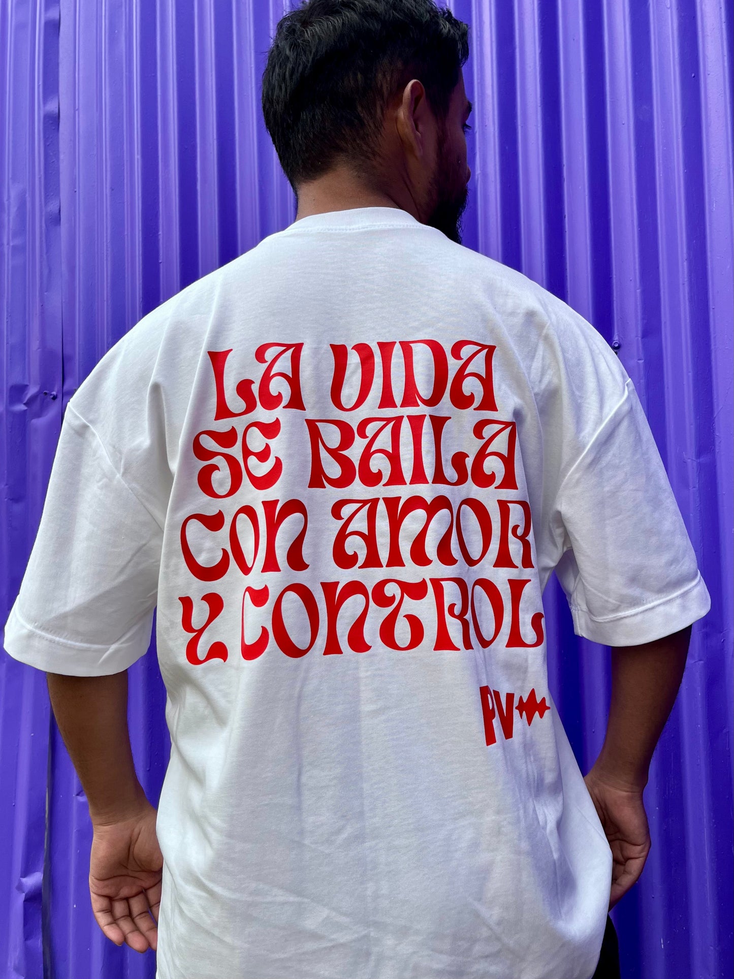 Camiseta Pesada Amor y Control